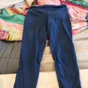 Navy Capri workout pant